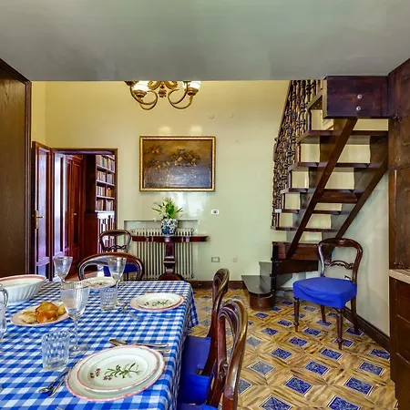 Apartment Casamedeo Naples